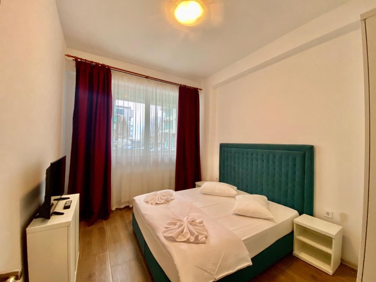 Valy Apartments Summerland Mamaia Eksteriør bilde