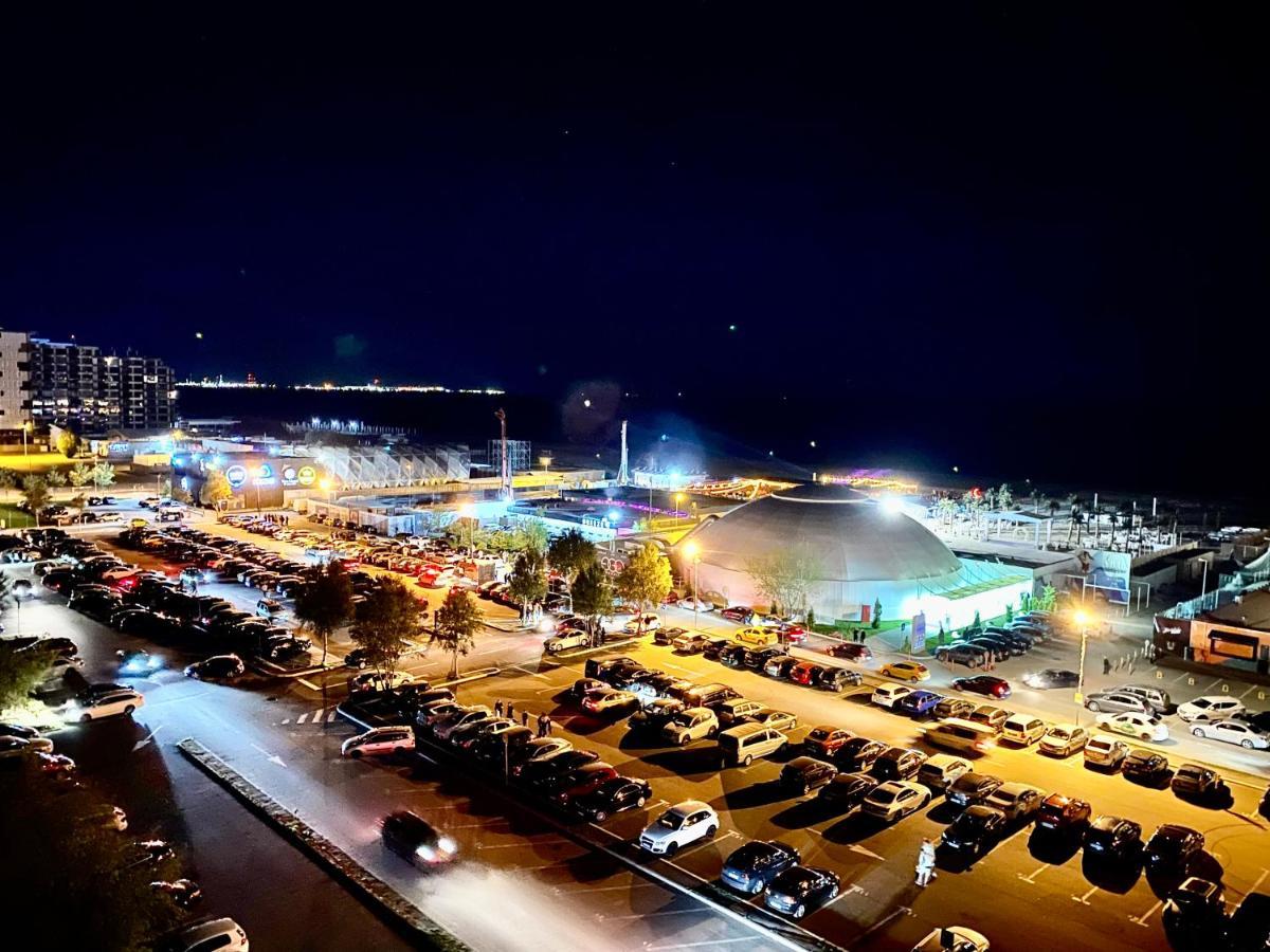 Valy Apartments Summerland Mamaia Eksteriør bilde