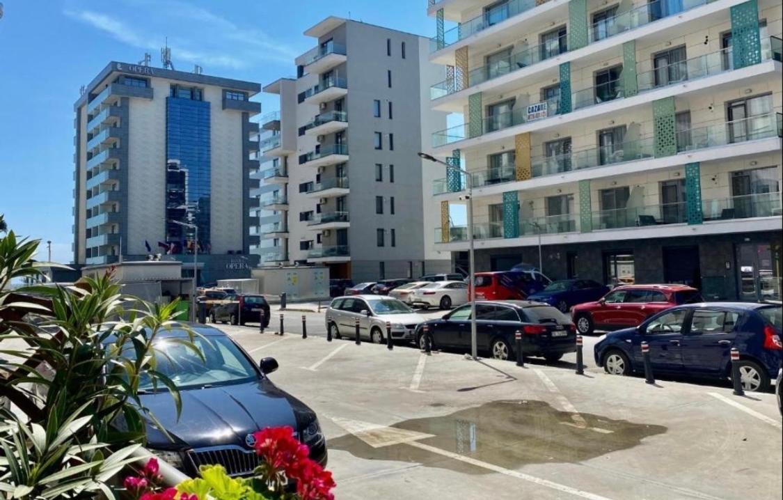 Valy Apartments Summerland Mamaia Eksteriør bilde