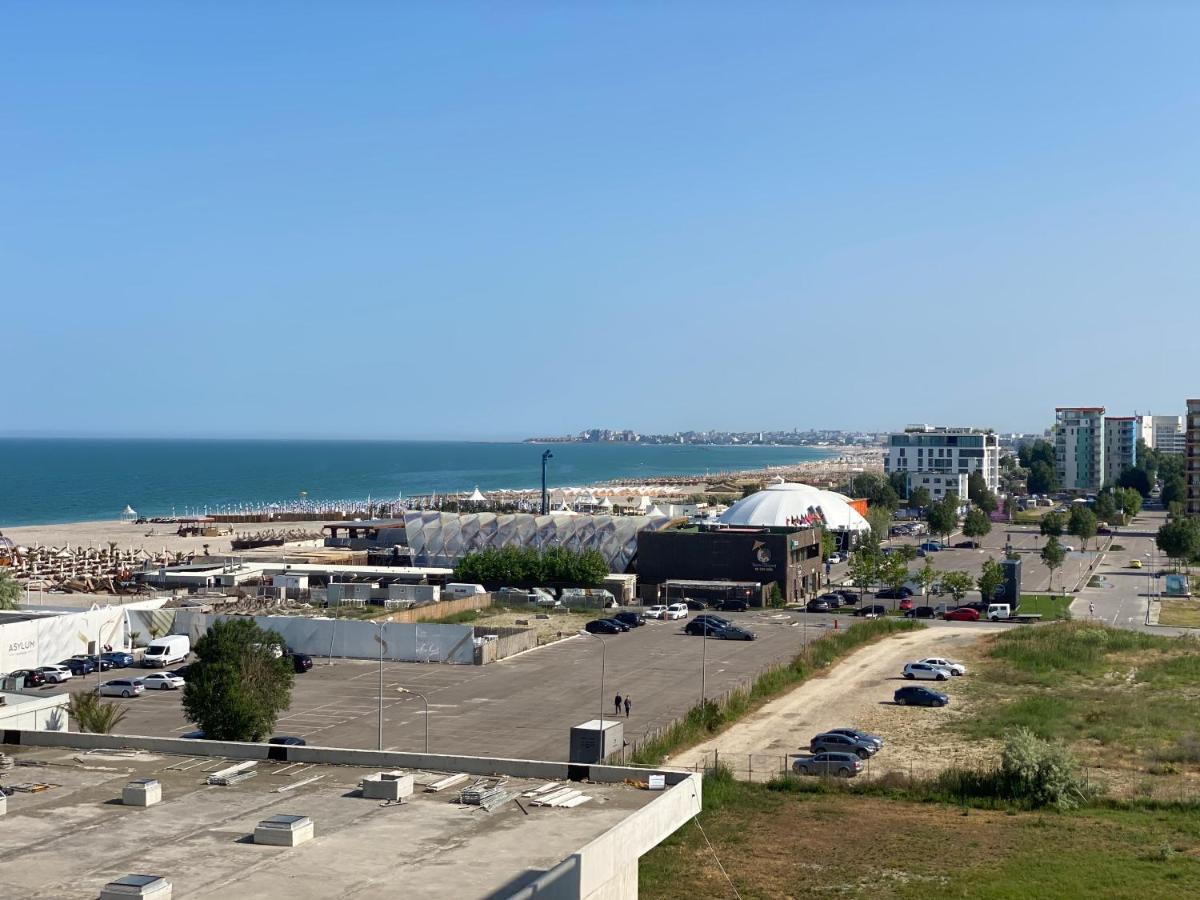 Valy Apartments Summerland Mamaia Eksteriør bilde