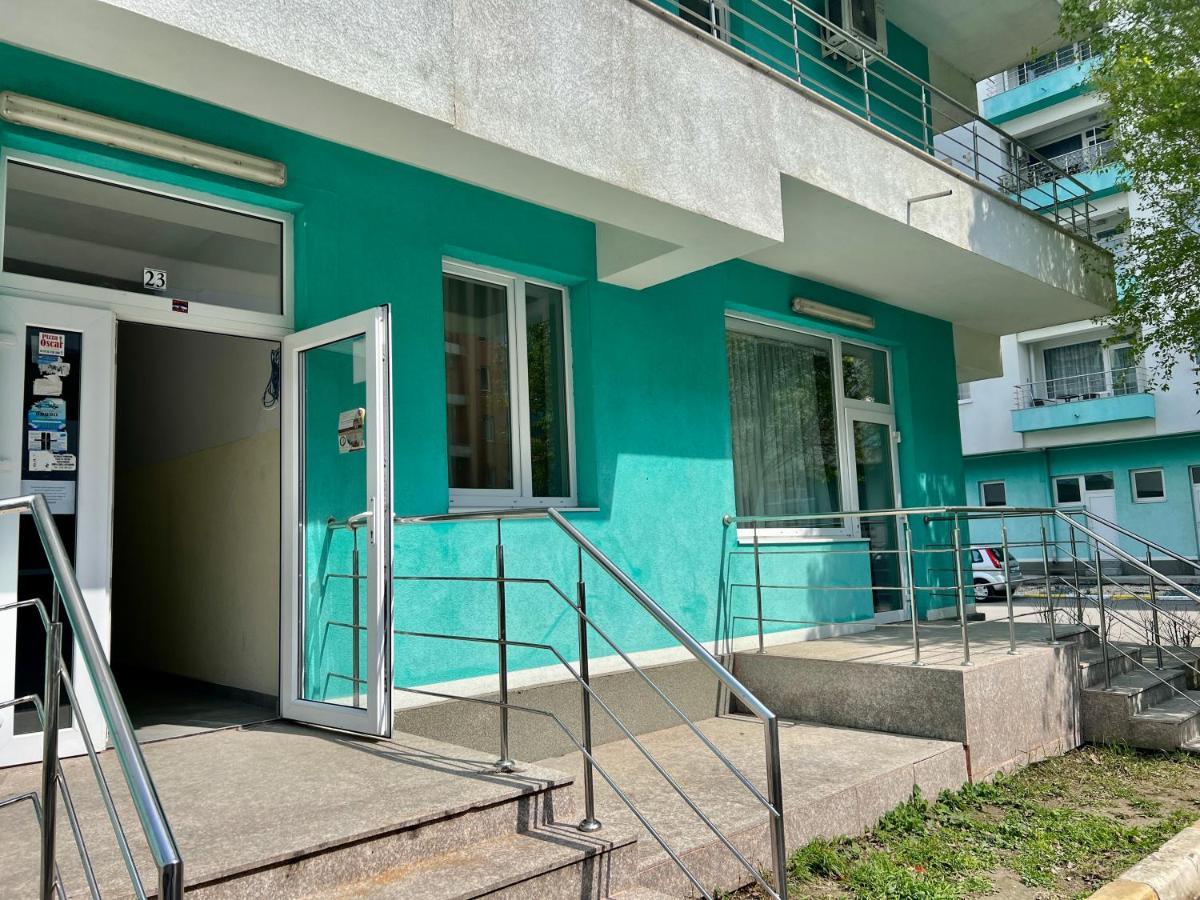 Valy Apartments Summerland Mamaia Eksteriør bilde