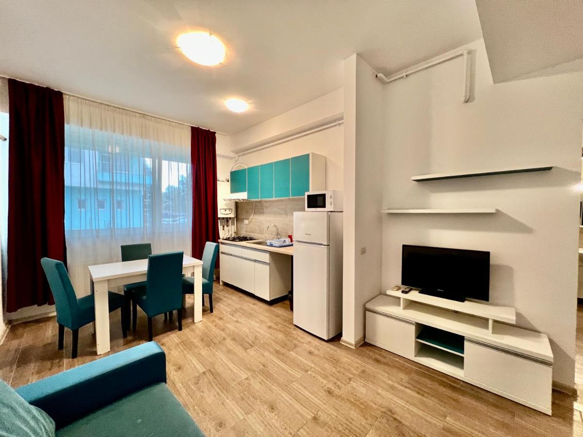 Valy Apartments Summerland Mamaia Eksteriør bilde